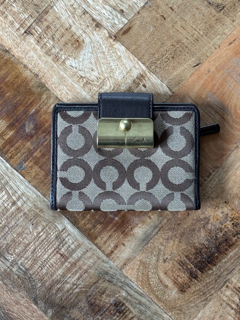 🤎💛Y2K COACH Kristin Op Art Mini Wallet